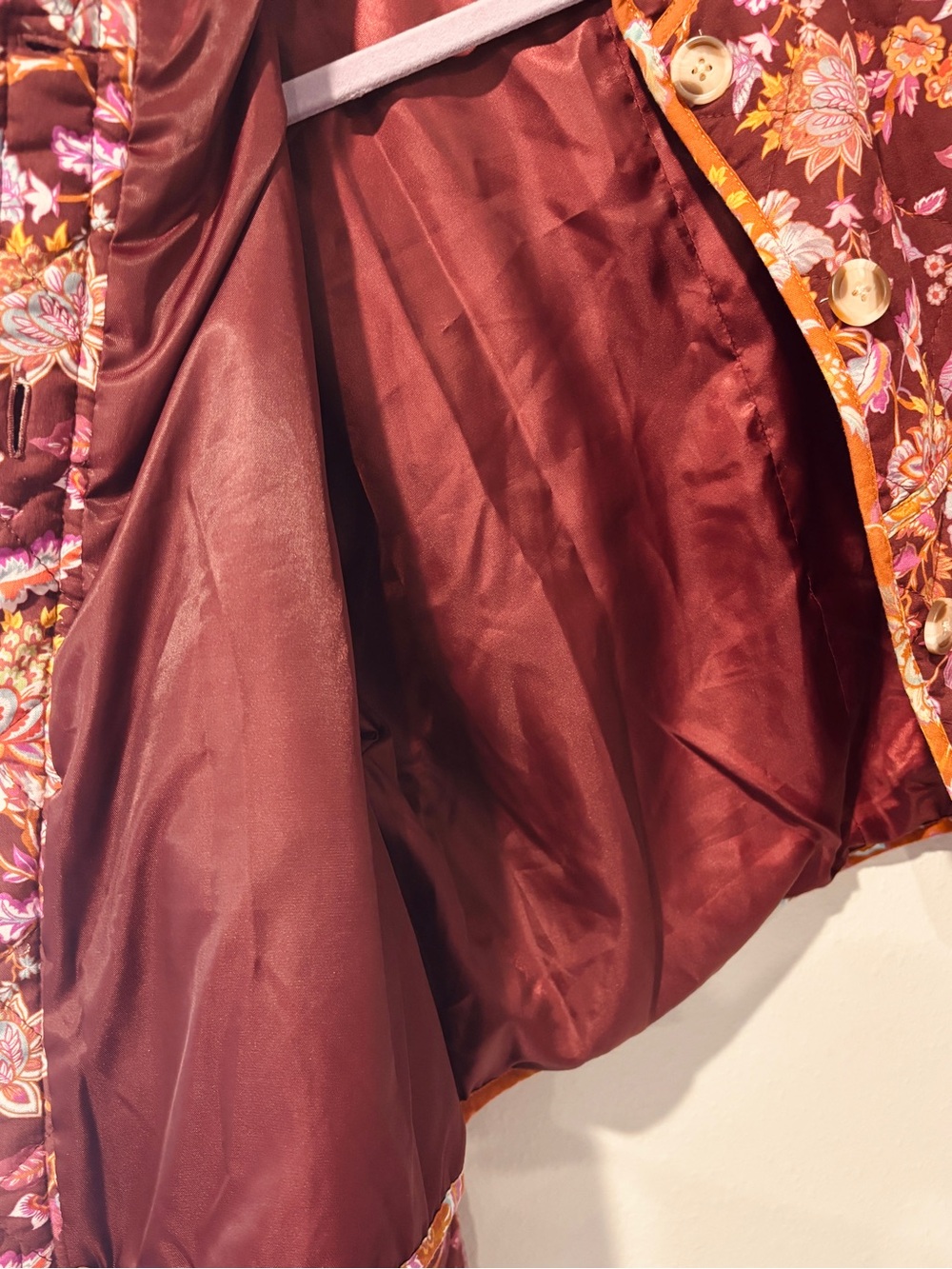 7 For All Mankind Burgundy Floral Quilted Cropped Patchwork Lightweight Fall - Picture 9 of 13